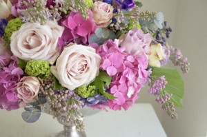 english-garden-flowers-green-parlour-centerpiece